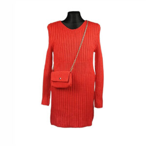 czerwona tunika dziewczeca sweterkowa z torebka na lancuszku z dlugim rekawem rozmiary 122 152 przod