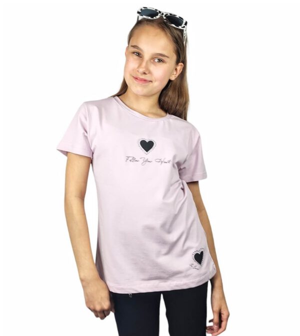 bluzka t shirt dziewczeca roz pudrowy z krotkim rekawem z czarnymi serduszkami z cyrkoniami rozmiary 140 164 przod2
